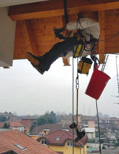 DISSUASORI VOLATILI PICCIONI SKY WORKS LAVORI IN CORDA LEGNANO