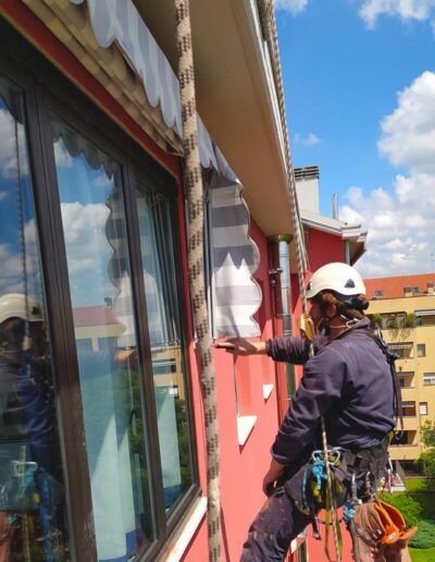POSA TENDE DA SOLE SKY WORKS LAVORI IN CORDA LEGNANO